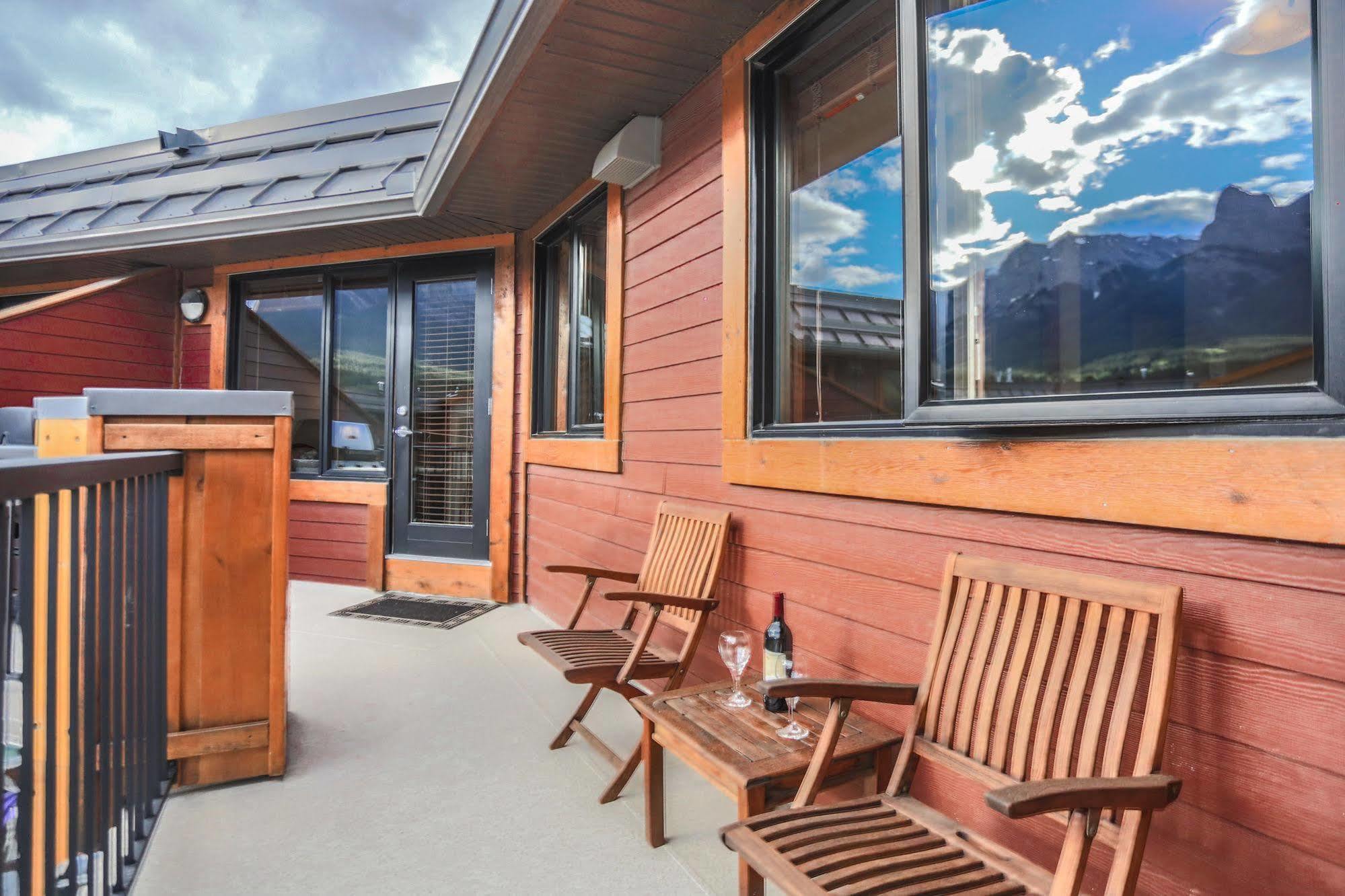 Bookcanmore Exteriér fotografie